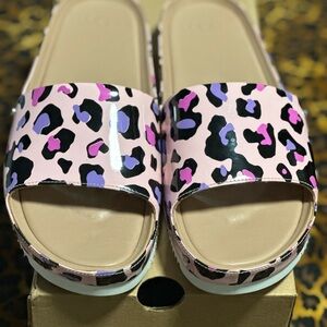 UGG Jane Leopard Patent Leather Fairy Tale Pink Slides Size 11